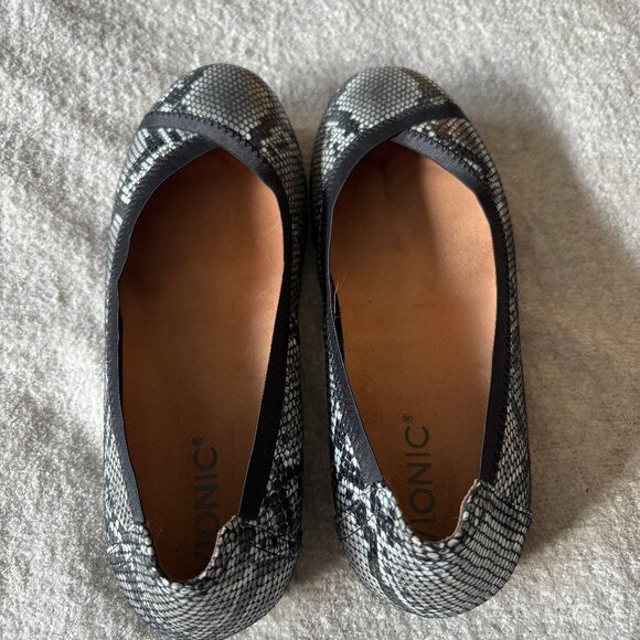 Vionic Caroll ballet flats, black and white snake - Picture 3 of 4